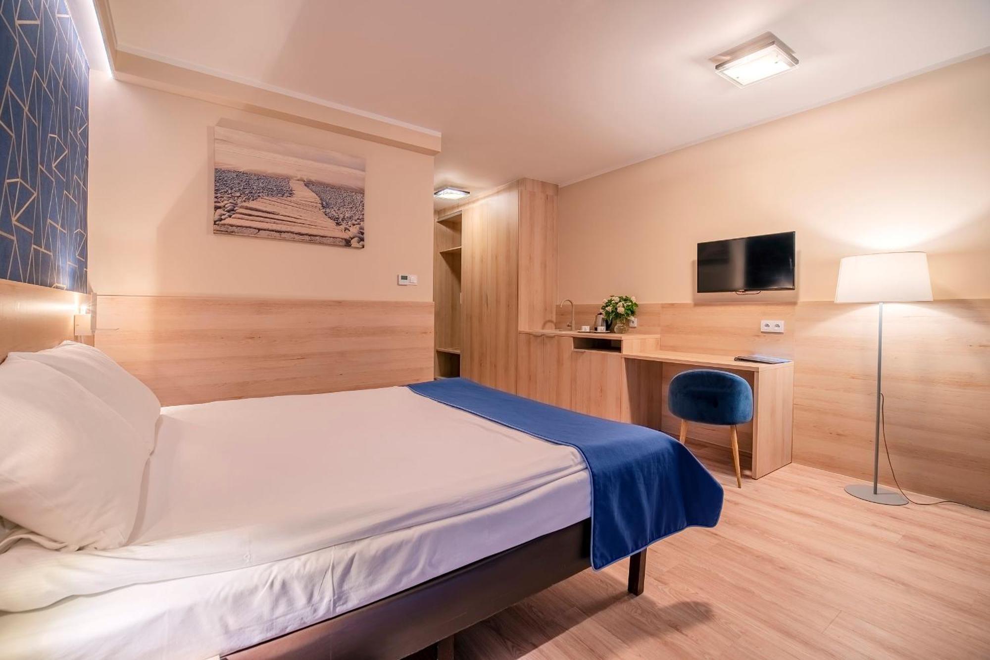 Blue Marine Mielno Aparthotel เมียลโน ภายนอก รูปภาพ