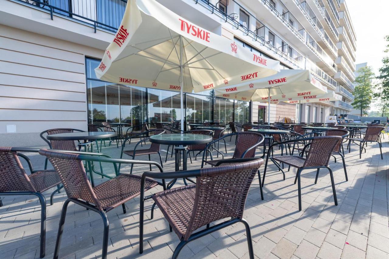 Blue Marine Mielno Aparthotel เมียลโน ภายนอก รูปภาพ